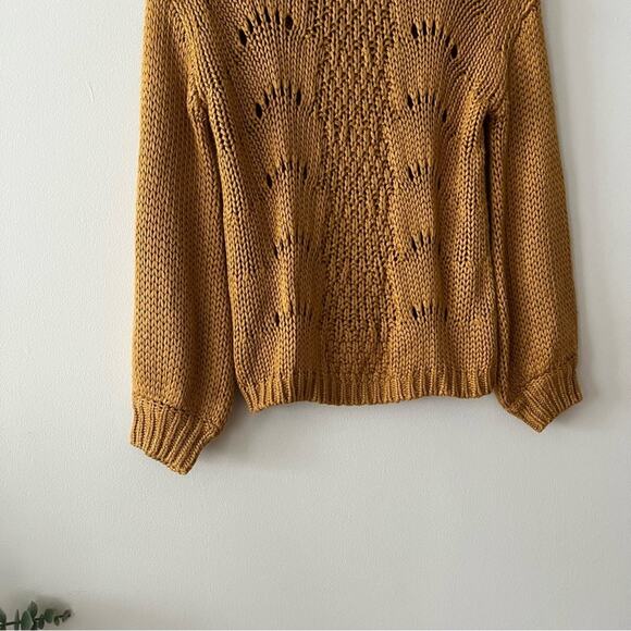 Revolve Tularosa Dee Turtleneck Sweater in Blonde - Picture 3 of 7